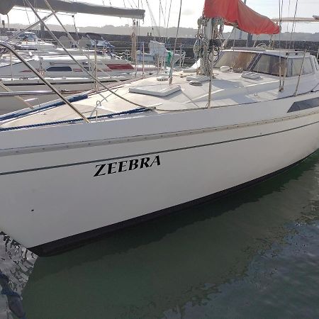 Zeebra - Jeanneau Espace 1000 Sailboat Lisboa Ngoại thất bức ảnh