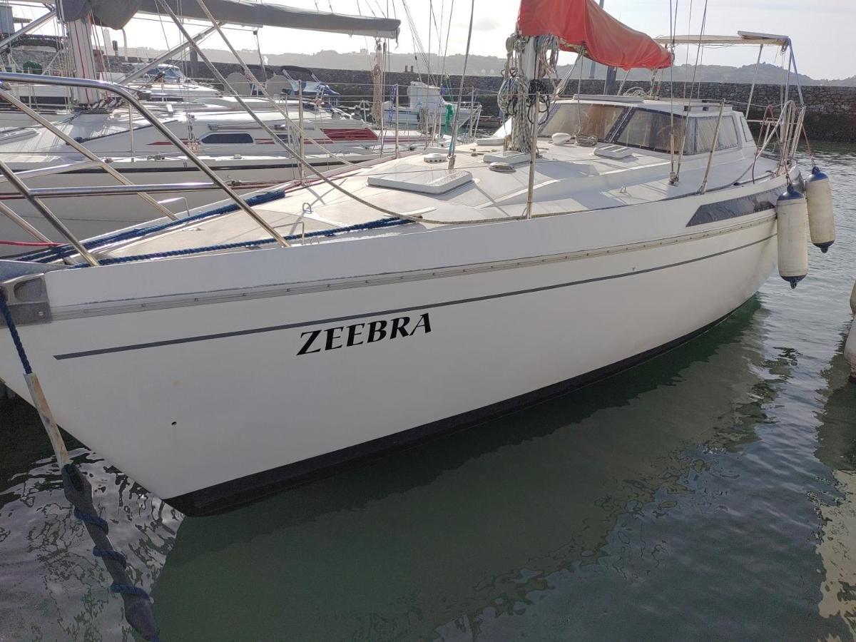 Zeebra - Jeanneau Espace 1000 Sailboat Lisboa Ngoại thất bức ảnh