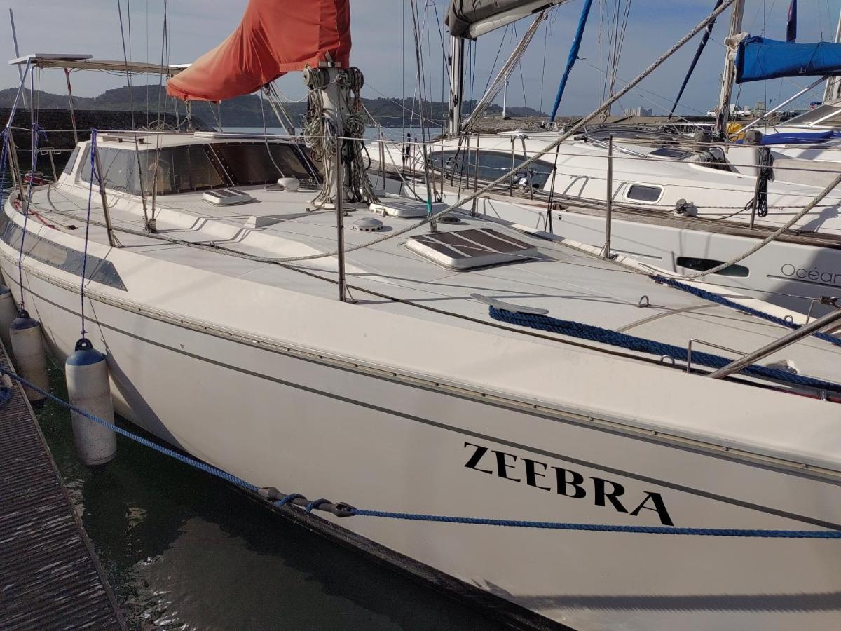 Zeebra - Jeanneau Espace 1000 Sailboat Lisboa Ngoại thất bức ảnh